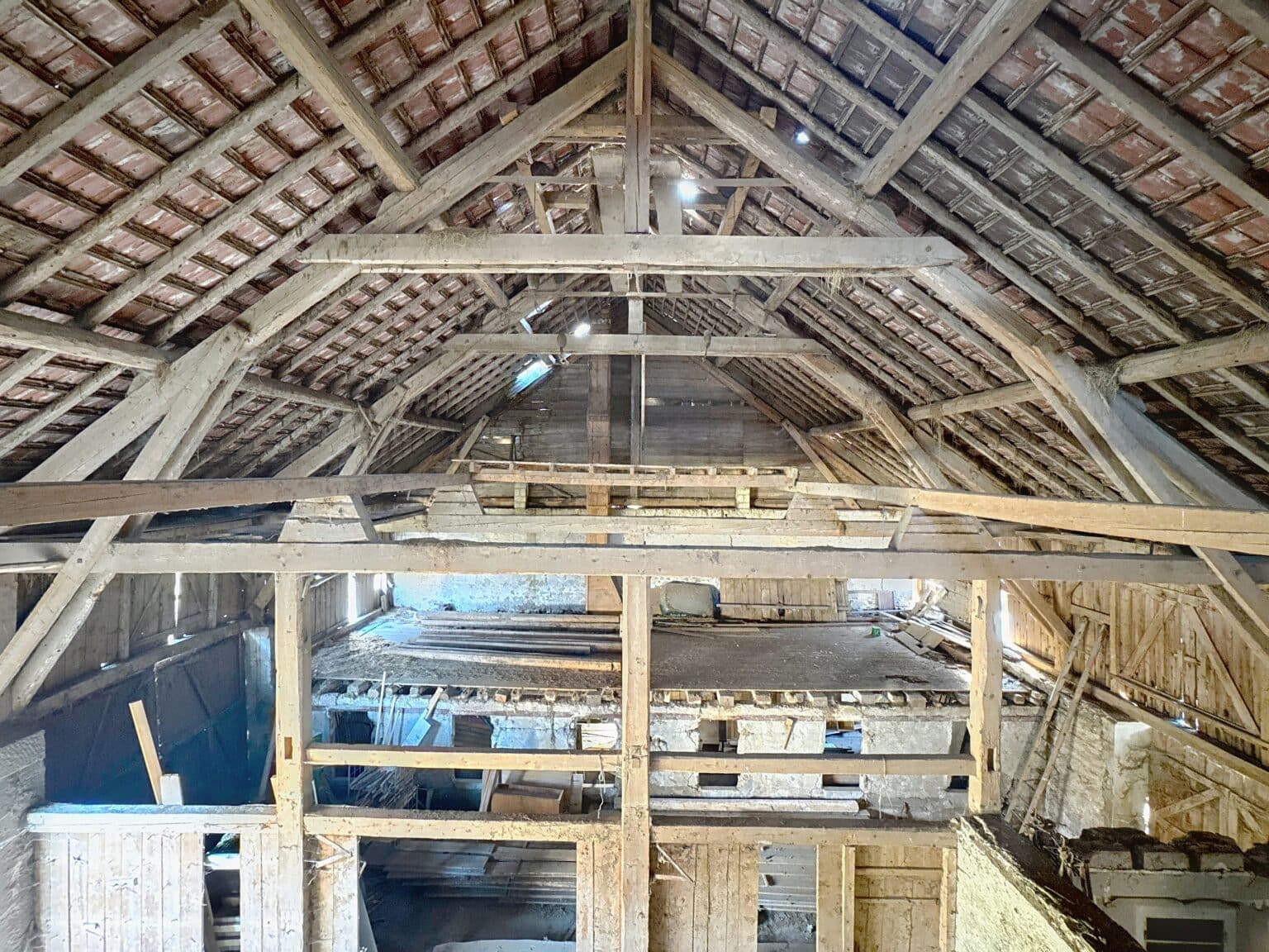 Maison 4 pièces - 440 m² - La Roche-sur-Foron - Agence Faucigny Immobilier Saint Pierre en Faucigny - Alexandre Barril