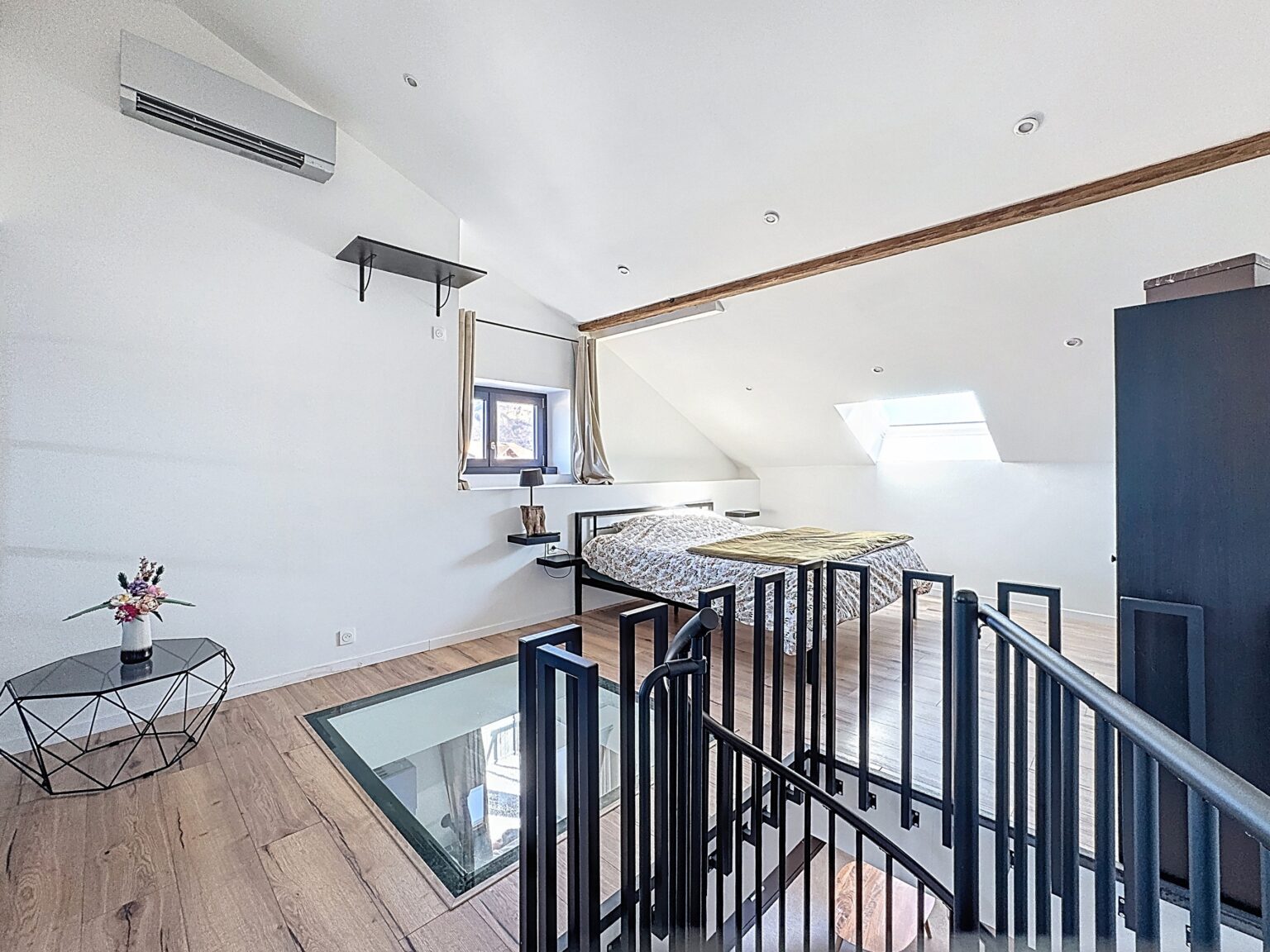 Appartement 2 pièces - 77.53 m² - Saint-Pierre-en-Faucigny - Agence Faucigny Immobilier Saint Pierre en Faucigny - Alexandre Barril