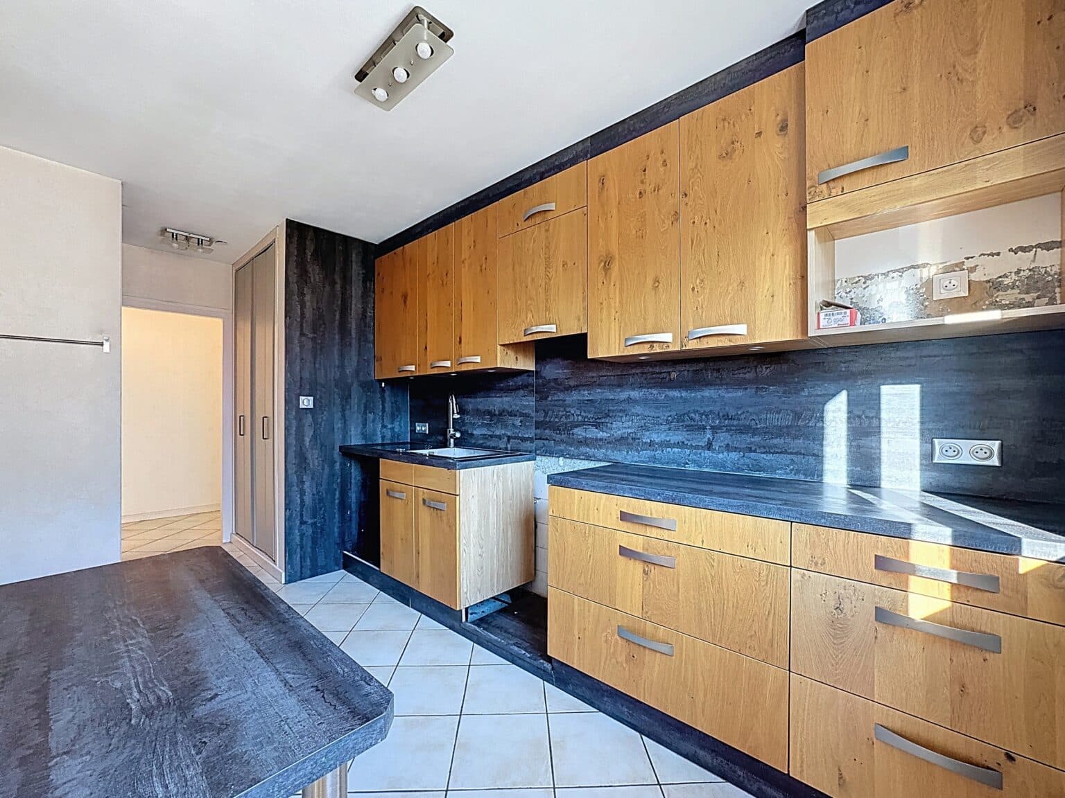 Appartement 4 pièces - 84.59 m² - Cluses - Agence Faucigny Immobilier Saint Pierre en Faucigny - Alexandre Barril