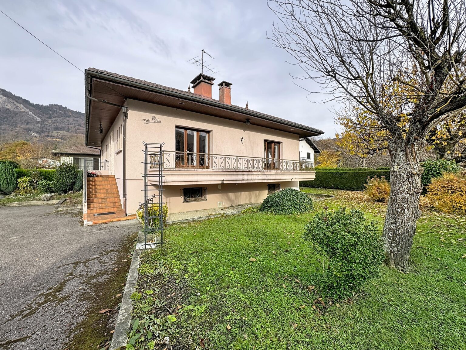 Maison 4 pièces - 104.23 m² - Cluses - Agence Faucigny Immobilier Saint Pierre en Faucigny - Alexandre Barril